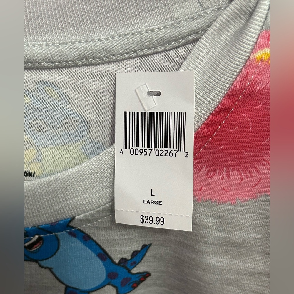 Disney Pixar all over print tee - Picture 3 of 4